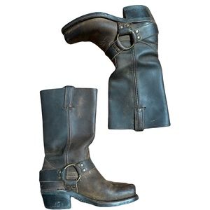 FRYE HARNESS BOOTS 🤎